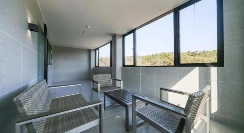 Changwon Brown dot Hotel Palyong