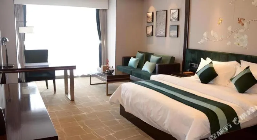 Bed in Metropolo Hotel Chengdu Wuhou Wanda Plaza