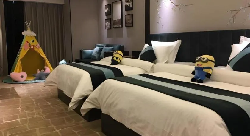 Bed in Metropolo Hotel Chengdu Wuhou Wanda Plaza