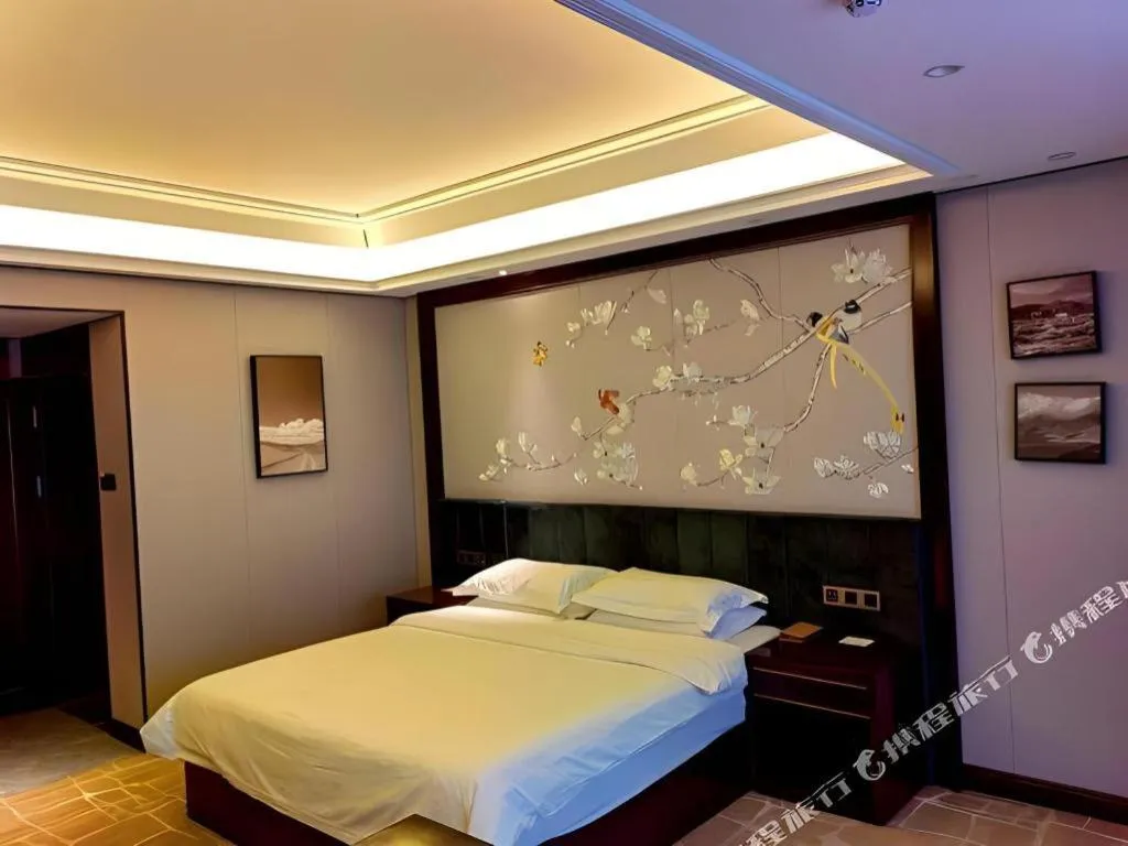 Bed in Metropolo Hotel Chengdu Wuhou Wanda Plaza