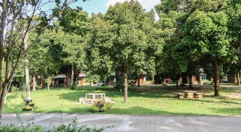 Baan Klang Suan Resort