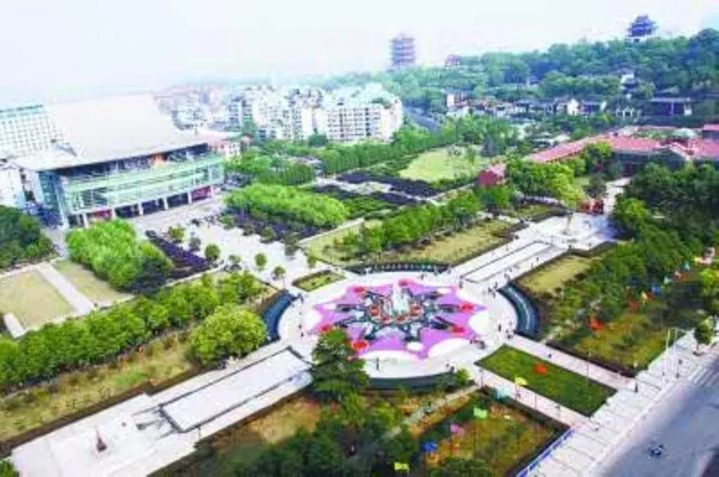 Lavande Hotels Wuhan Wuchang Railway Station Square Lavande Hotels Wuhan Wuchang Railway Station Square