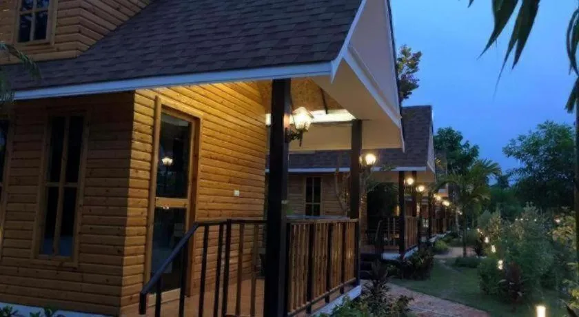 Chang Puak Resort Damnoen Saduak