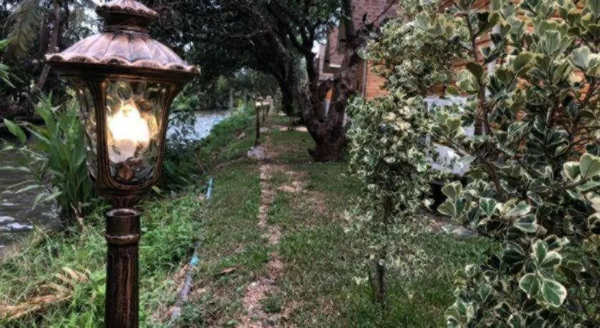 Chang Puak Resort Damnoen Saduak