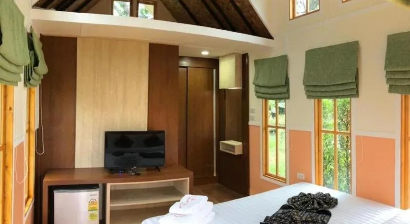 Bed in Chang Puak Resort Damnoen Saduak