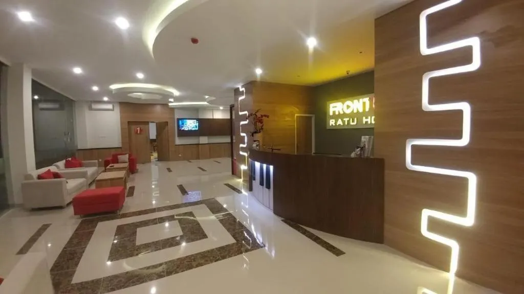 Front One Hotel Nganjuk