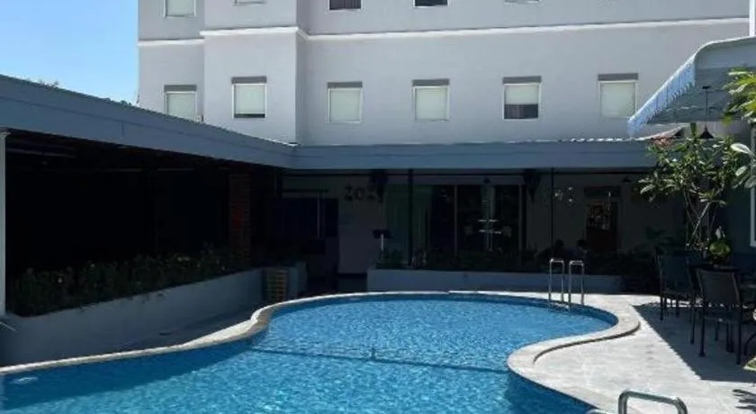 Front One Hotel Nganjuk