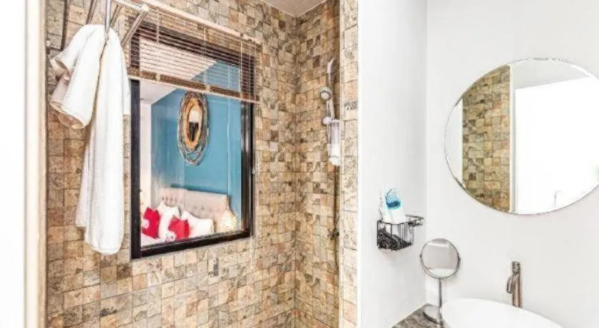 OYO 422 Jane Homestay and Resort