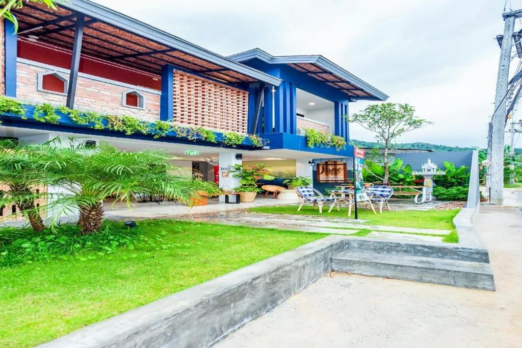 OYO 422 Jane Homestay and Resort