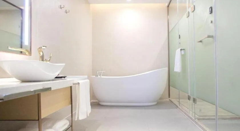 Lavande Hotel Shenzhen North Station Huawei Gangtou Metro Station