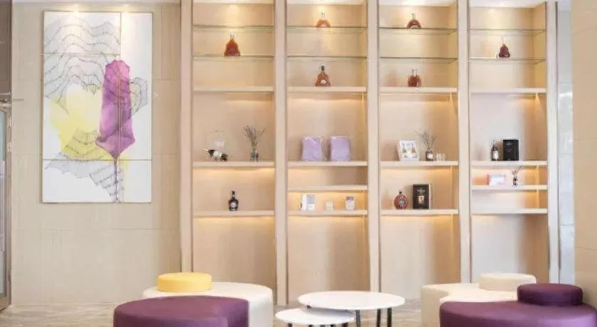 Lavande Hotel Shenzhen North Station Huawei Gangtou Metro Station