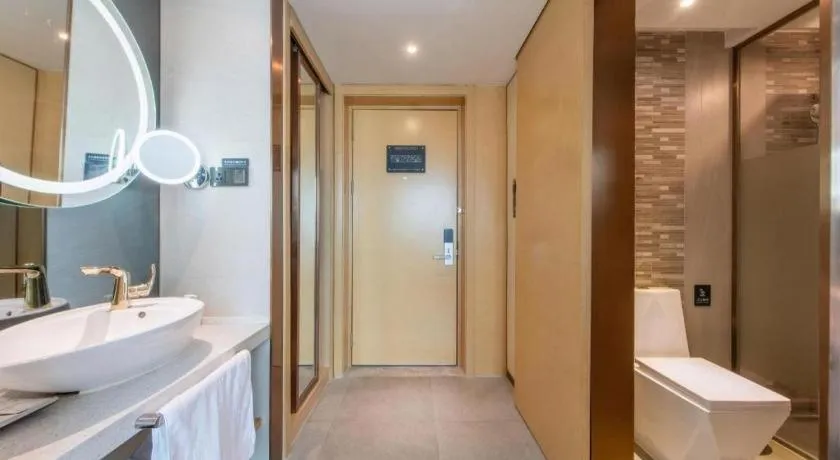 Lavande Hotel Shenzhen North Station Huawei Gangtou Metro Station