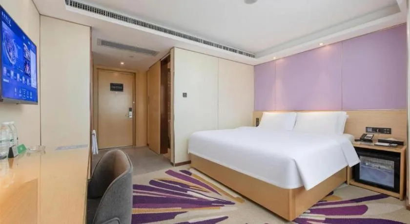 Bed in Lavande Hotel Shenzhen North Station Huawei Gangtou Metro Station