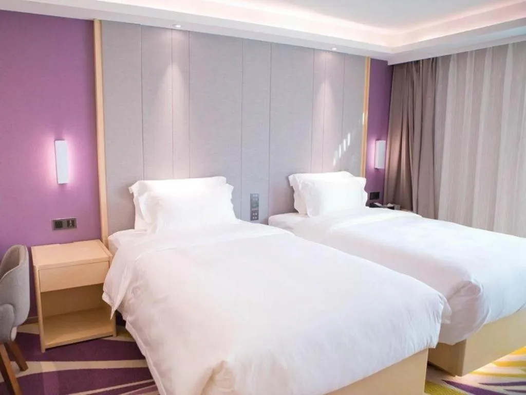 Bed in Lavande Hotel Shenzhen North Station Huawei Gangtou Metro Station