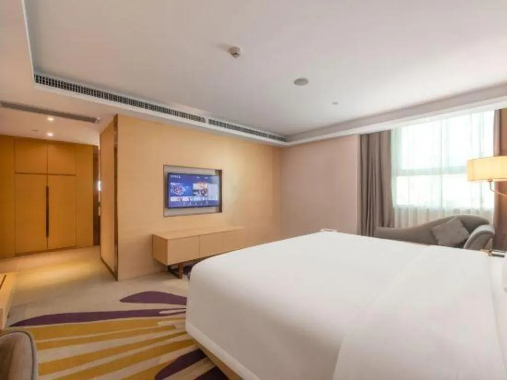 Bed in Lavande Hotel Shenzhen North Station Huawei Gangtou Metro Station