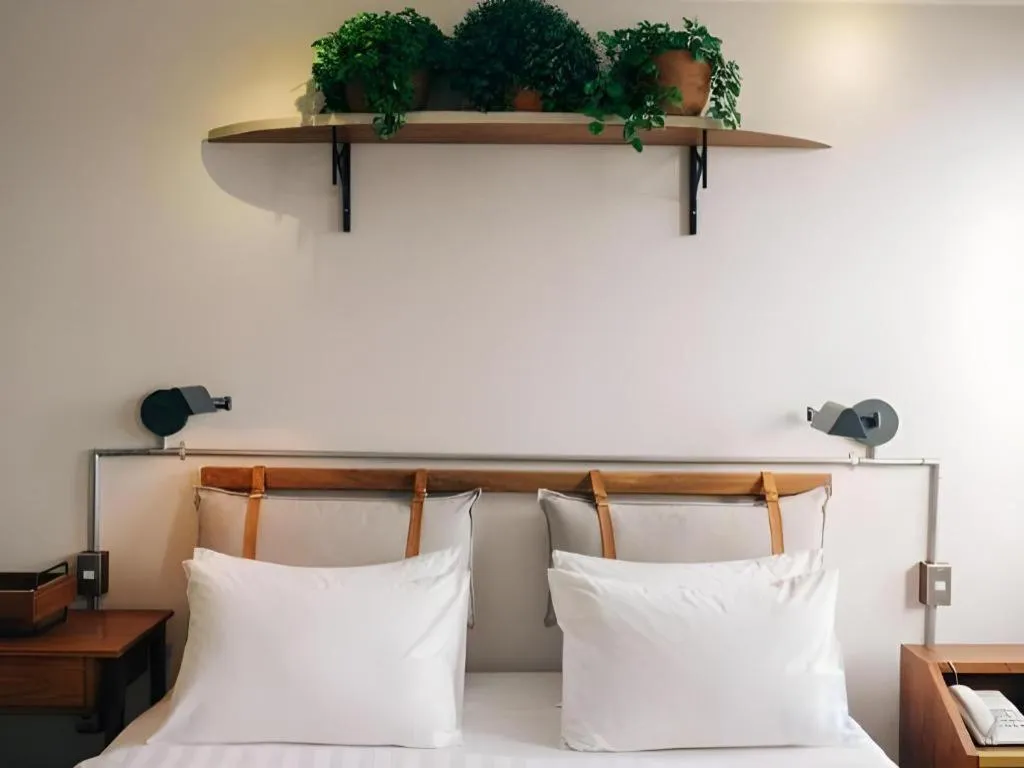 Bed in The House Tour Middletown