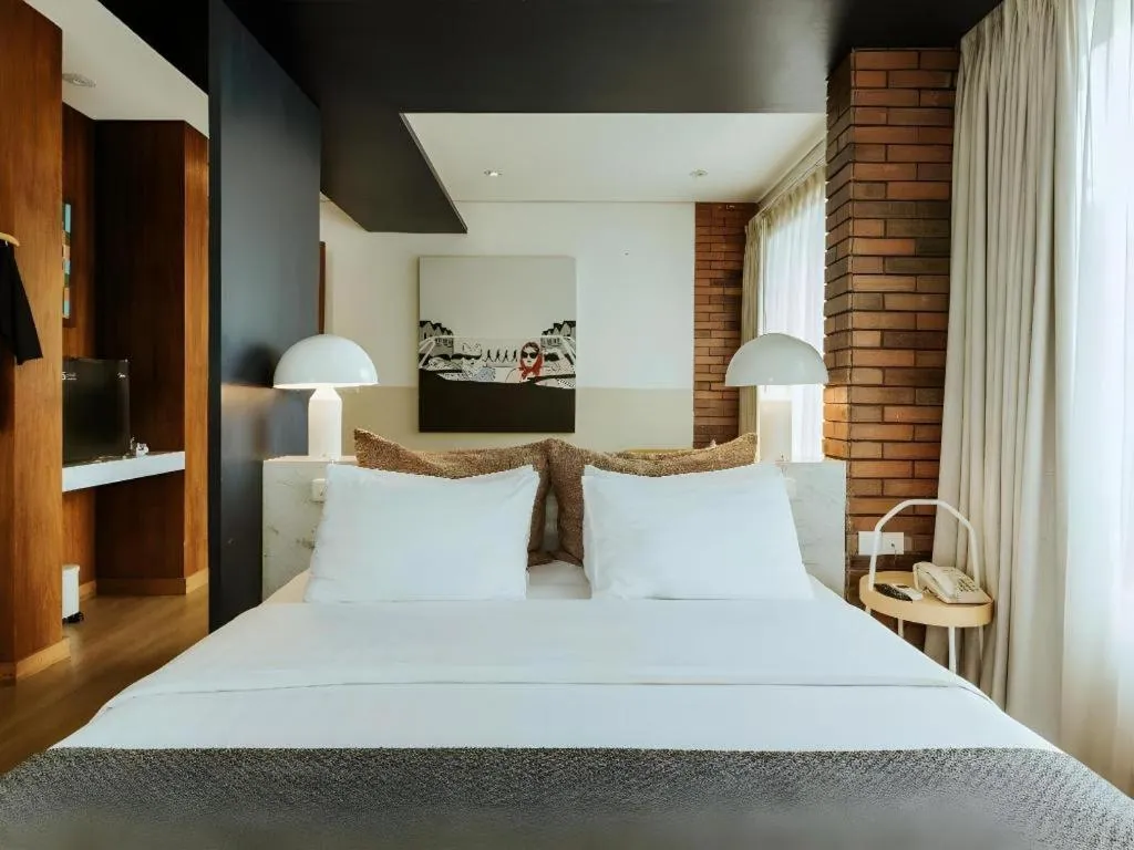 Bed in The House Tour Middletown