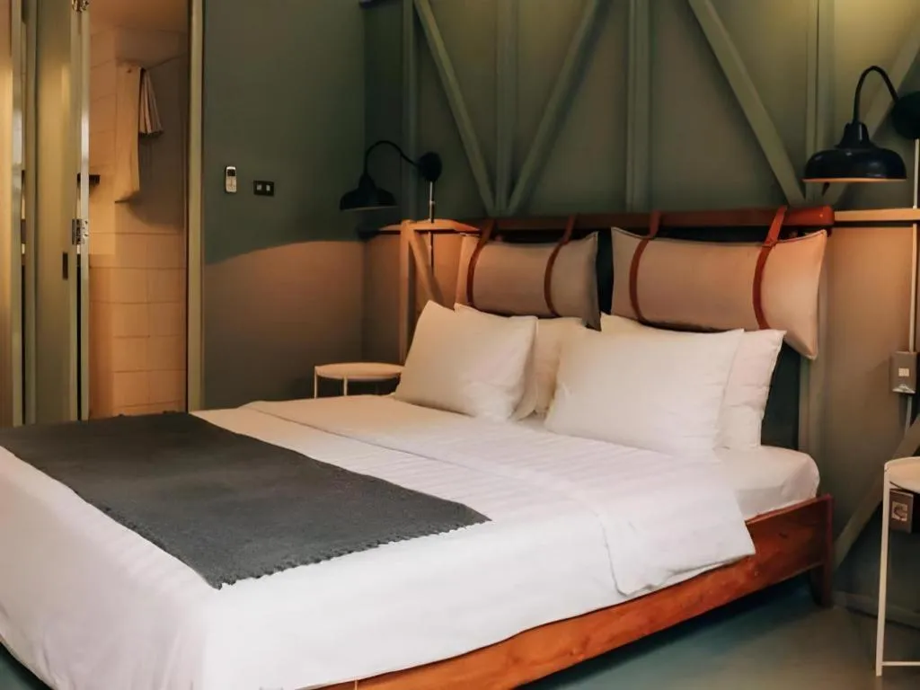 Bed in The House Tour Middletown