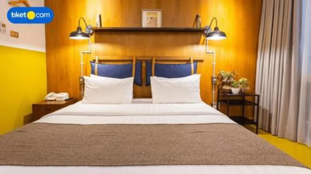 Bed in The House Tour Middletown