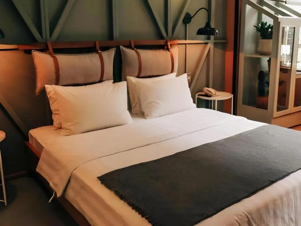 Bed in The House Tour Middletown