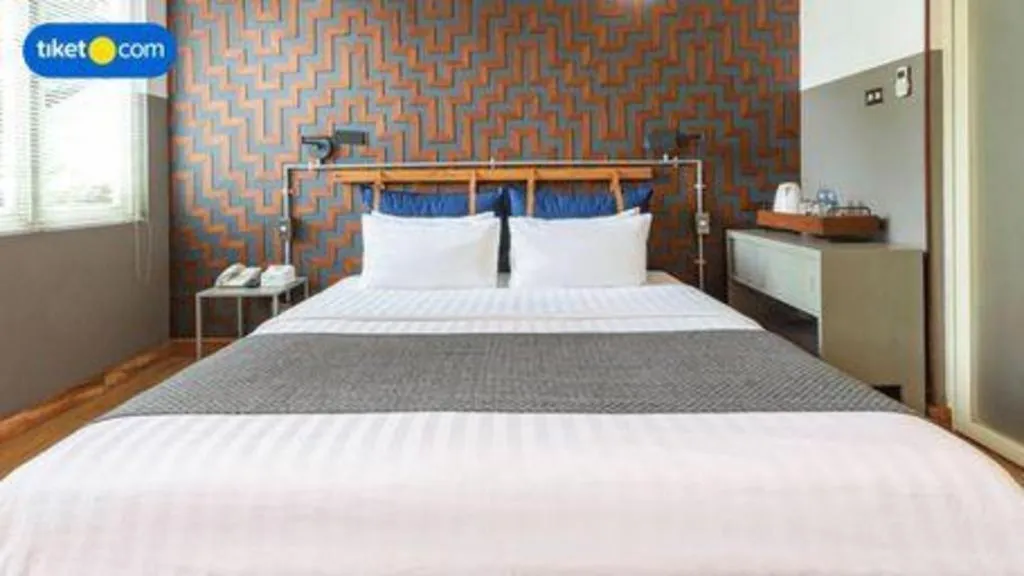 Bed in The House Tour Middletown