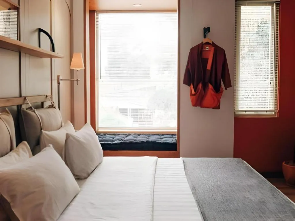 Bed in The House Tour Middletown