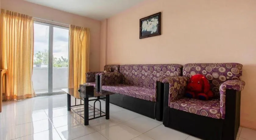 OYO 75356 Thipsiri Lodge