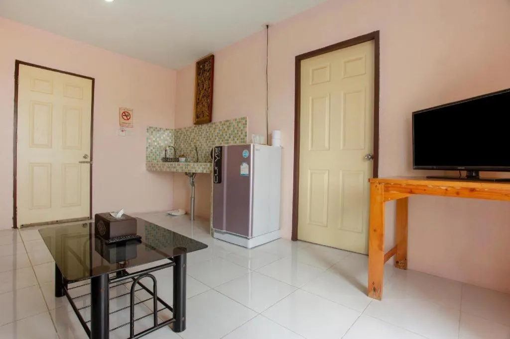 OYO 75356 Thipsiri Lodge