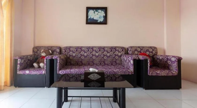 OYO 75356 Thipsiri Lodge