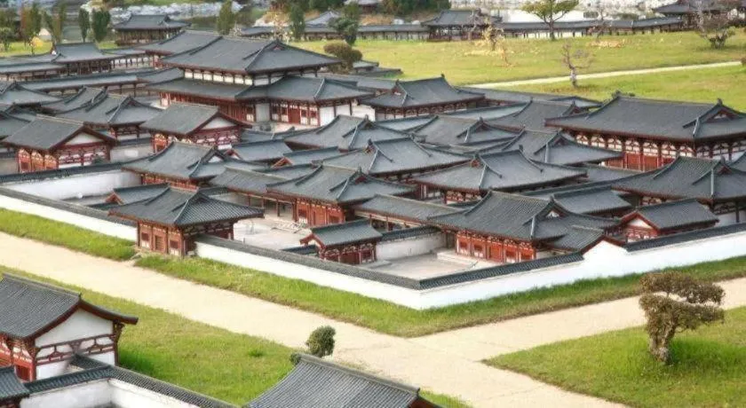 James Joyce Coffetel Xi'an Zhonglou Xiaonanmen Food Street