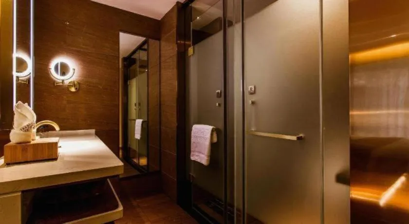 James Joyce Coffetel Xi'an Zhonglou Xiaonanmen Food Street