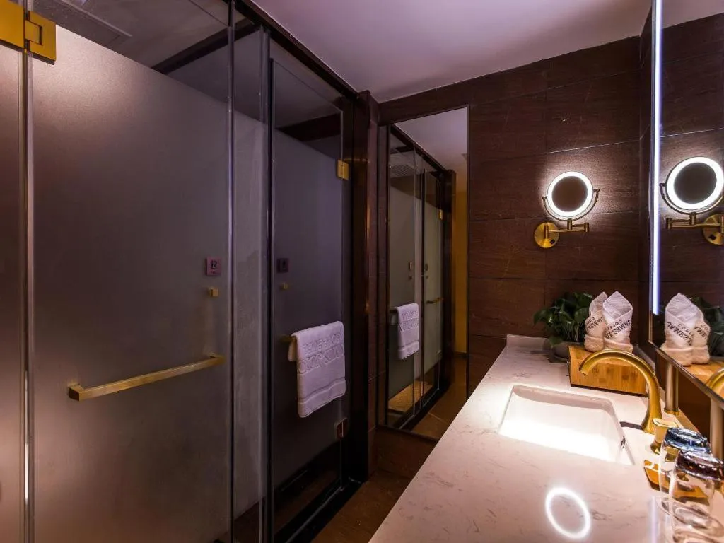 James Joyce Coffetel Xi'an Zhonglou Xiaonanmen Food Street