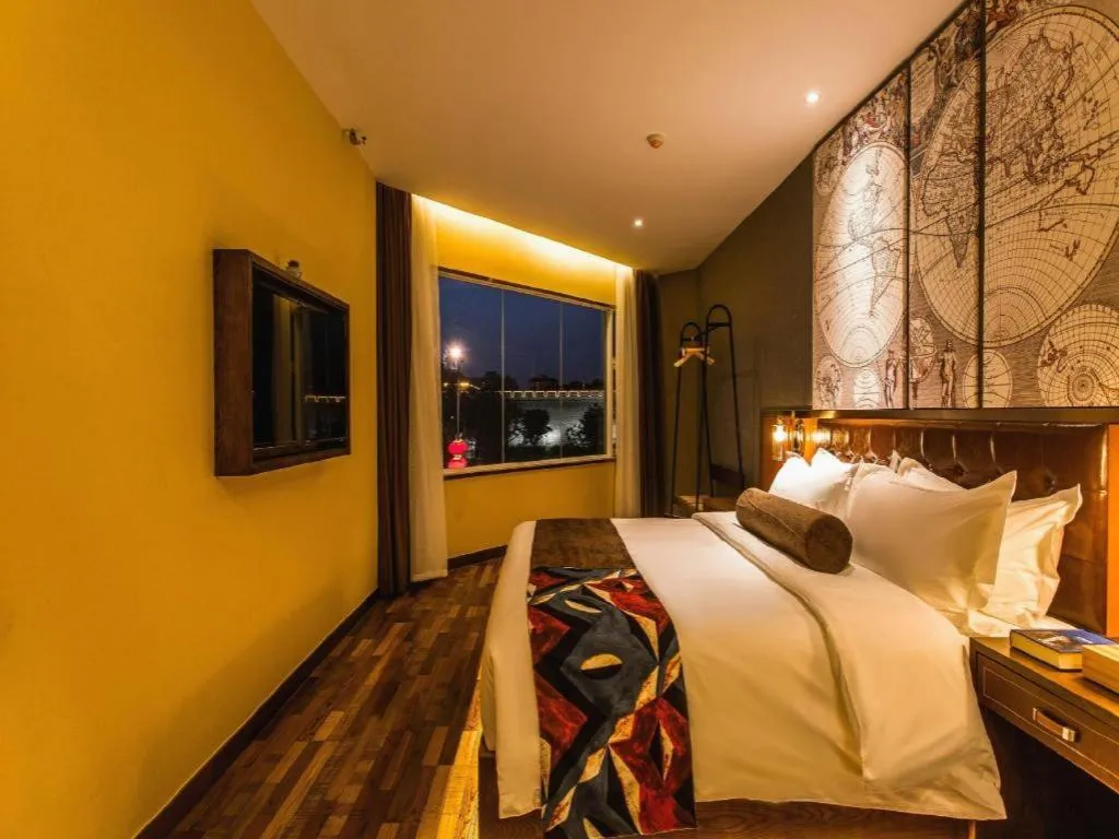 Bed in James Joyce Coffetel Xi'an Zhonglou Xiaonanmen Food Street