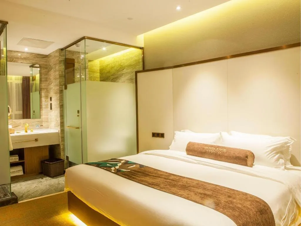 Bed in James Joyce Coffetel Xi'an Zhonglou Xiaonanmen Food Street