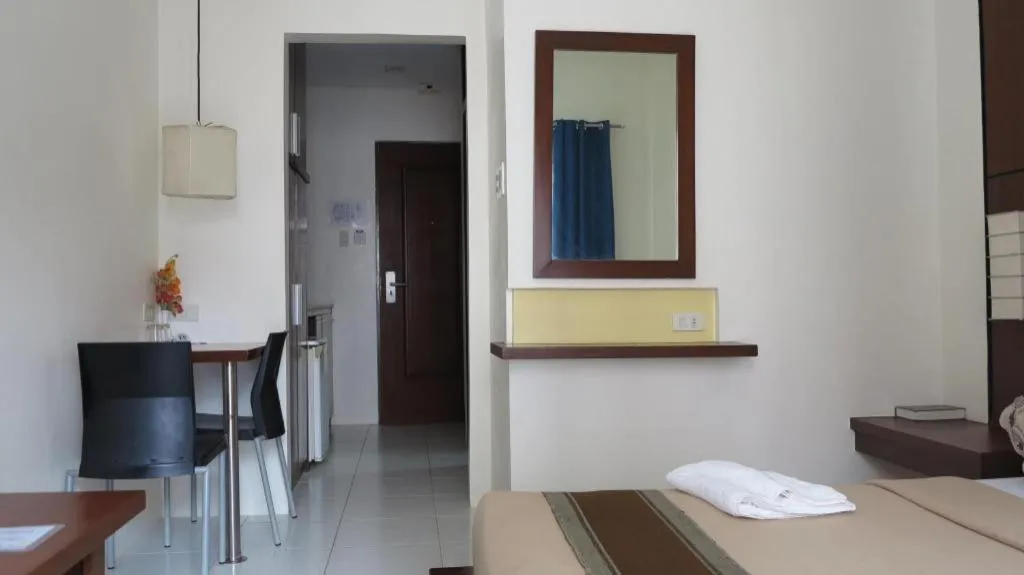 Alice in Wonderland Beach Hotel