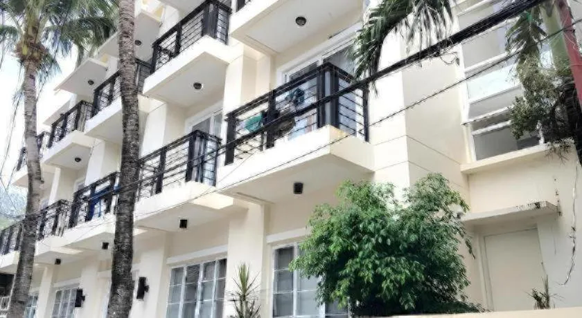 Alice in Wonderland Beach Hotel