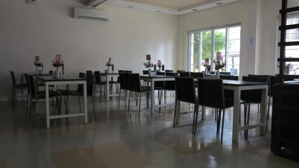 Alice in Wonderland Beach Hotel