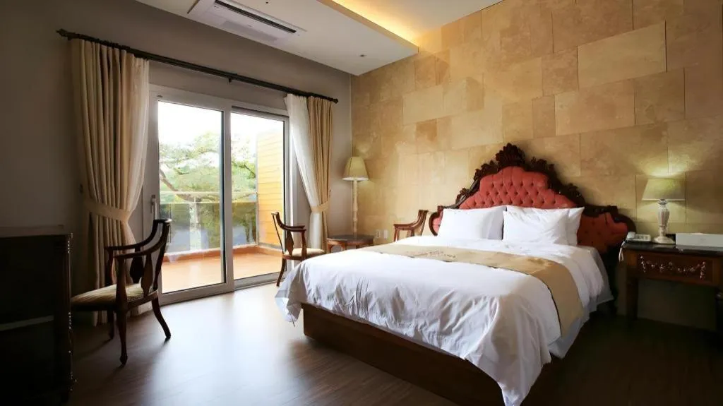 Bed in hotel gallery