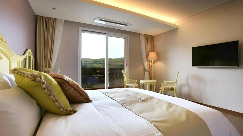 Bed in hotel gallery