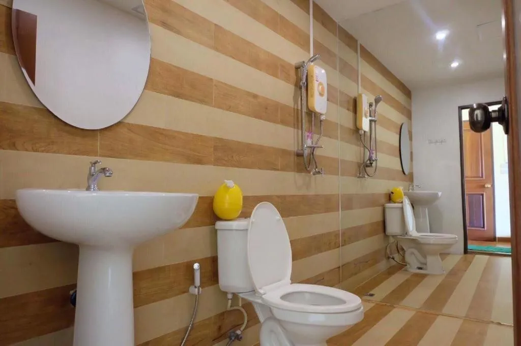 BAAN PITUMATA AMPHAWA