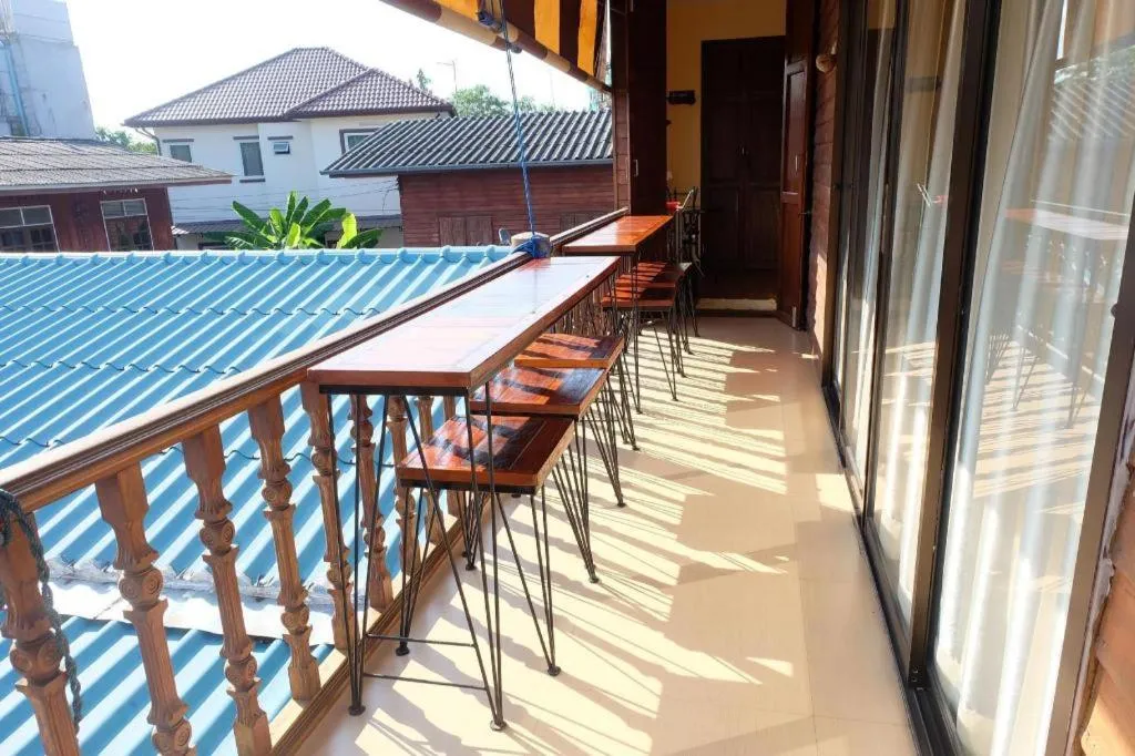 BAAN PITUMATA AMPHAWA