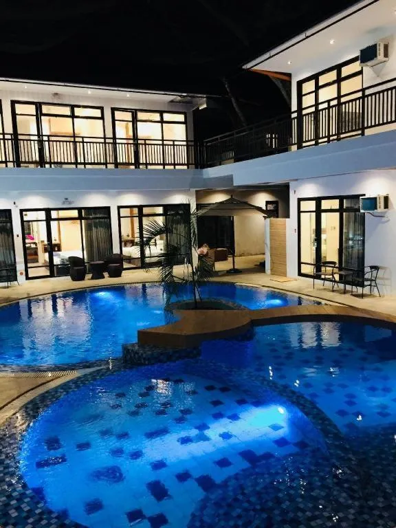 White Breeze Palawan Boutique Hotel