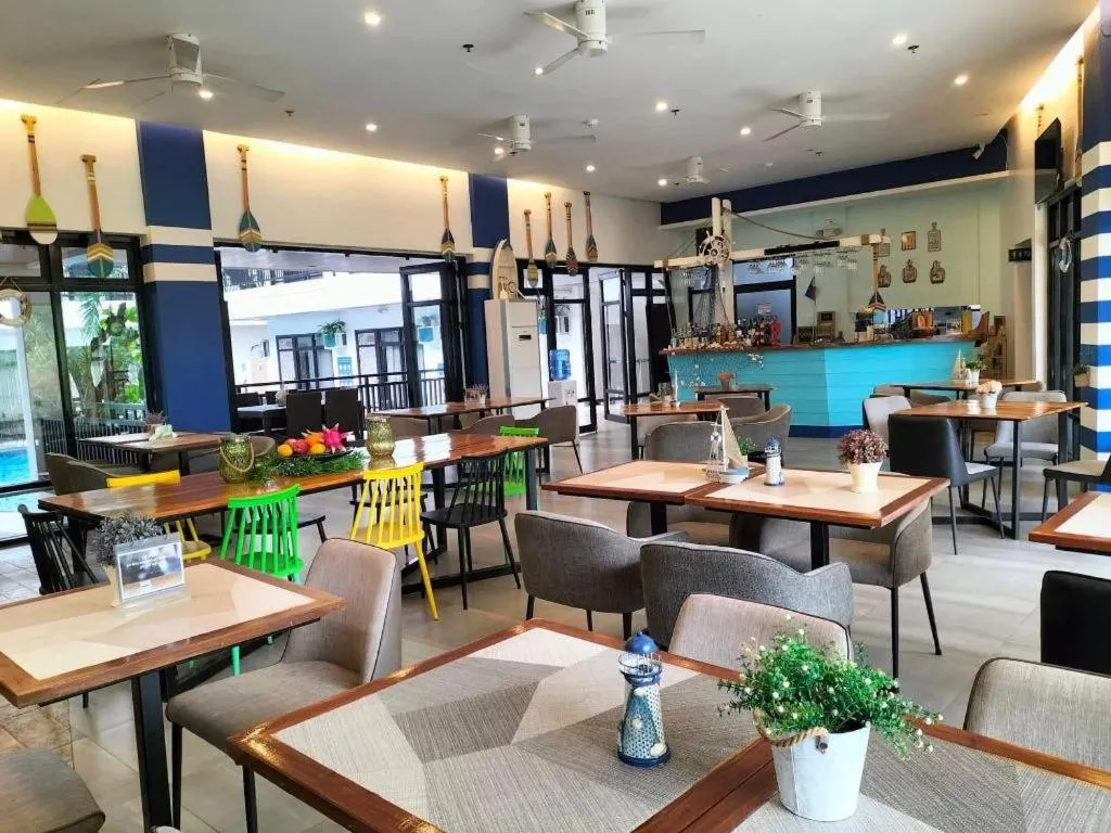 White Breeze Palawan Boutique Hotel