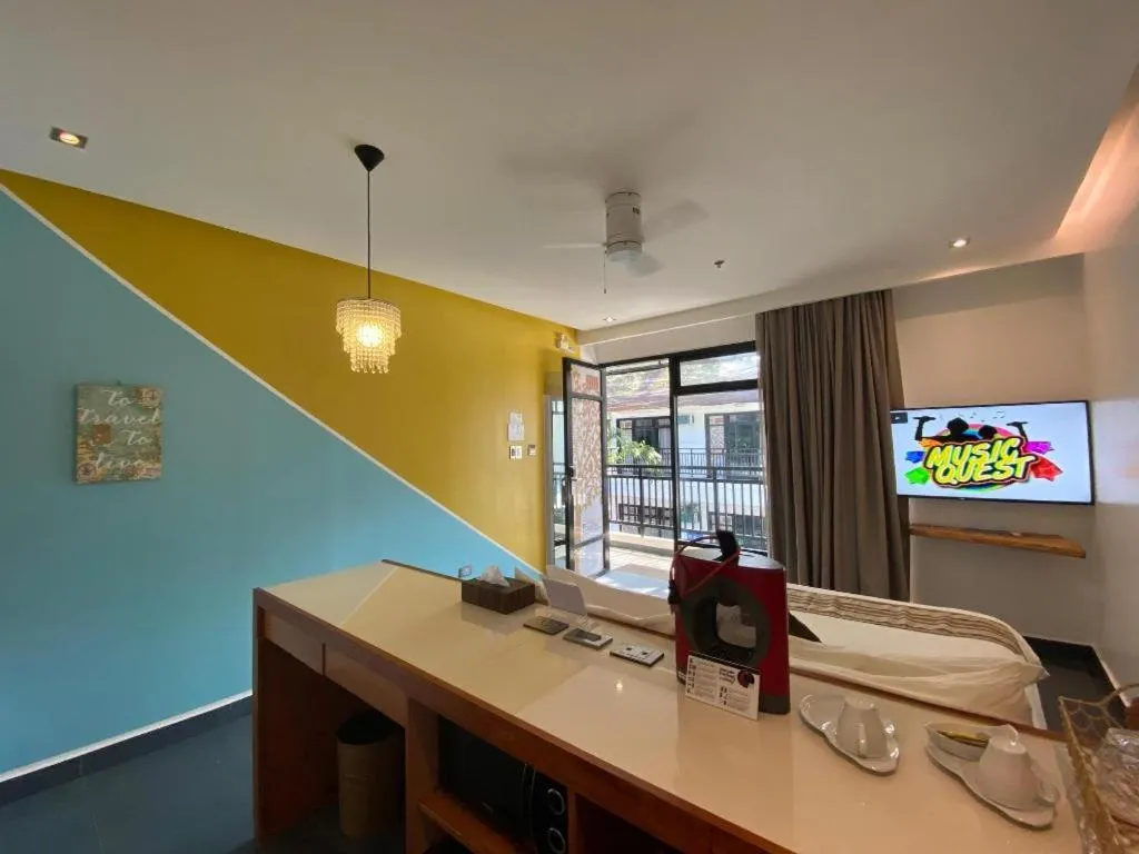 White Breeze Palawan Boutique Hotel