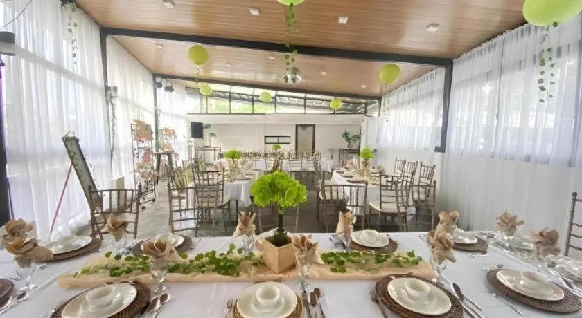 White Breeze Palawan Boutique Hotel