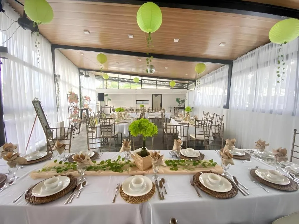 White Breeze Palawan Boutique Hotel