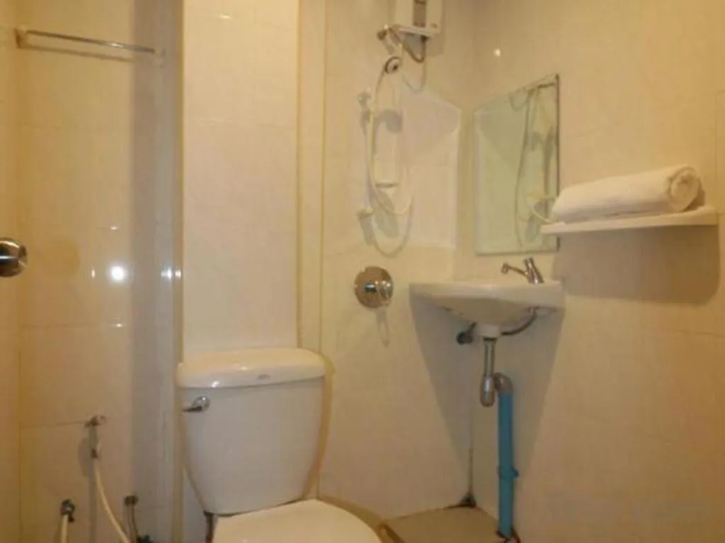 OYO 253 KK 11 Boutique Inn