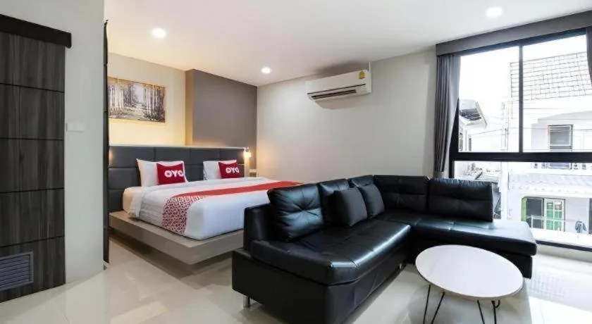 Bed in Sattahip 9 Boutique Hotel
