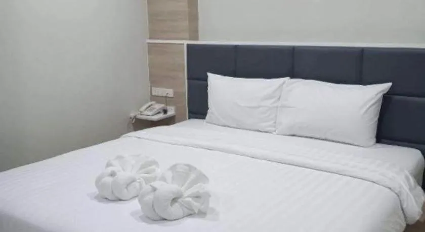 Bed in Sattahip 9 Boutique Hotel
