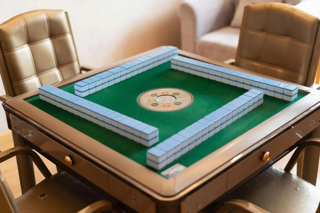 Vienna Hotel Nanning Xiangsi Lake University Town